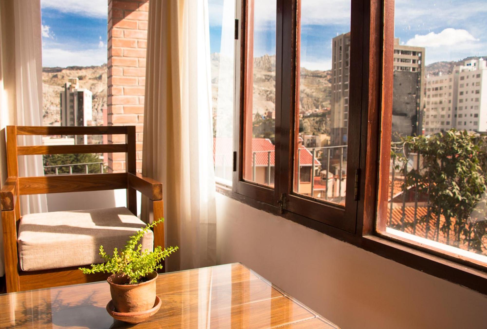 Qhini Hotel Boutique La Paz Bilik gambar